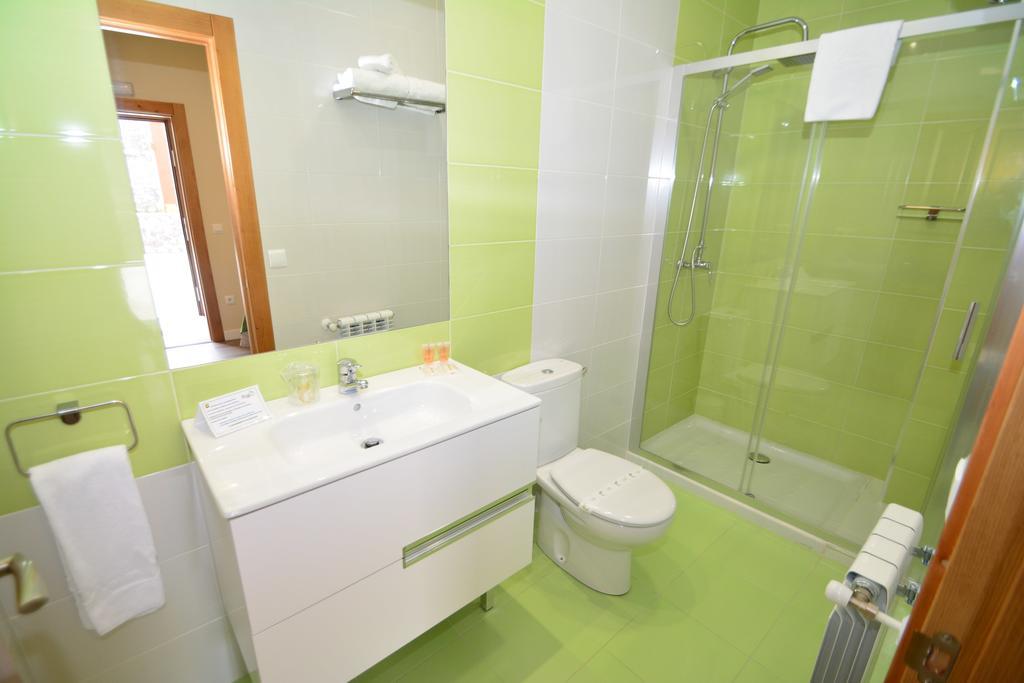 Hotel Y Apartamentos El Camin Po Room photo